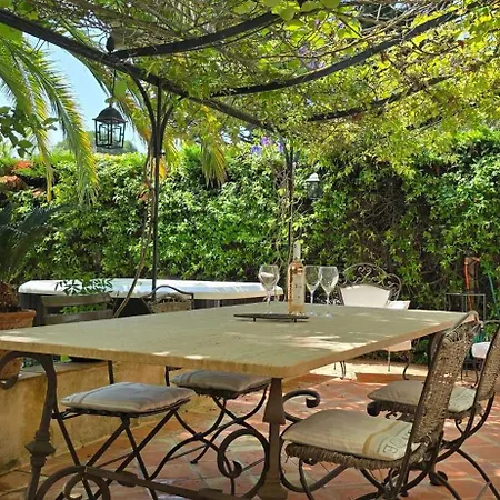Сasa de vacaciones House With Garden And Jacuzzi - Near City Center Saint-Tropez