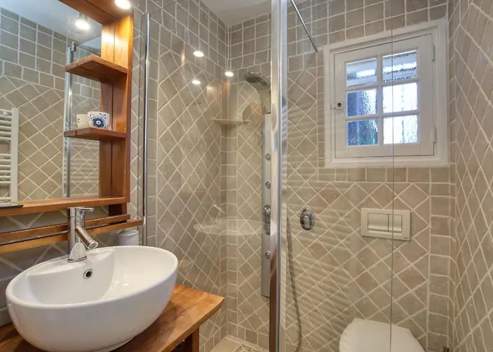 Hébergement de vacances House With Garden & Jacuzzi Near Center Saint-Tropez